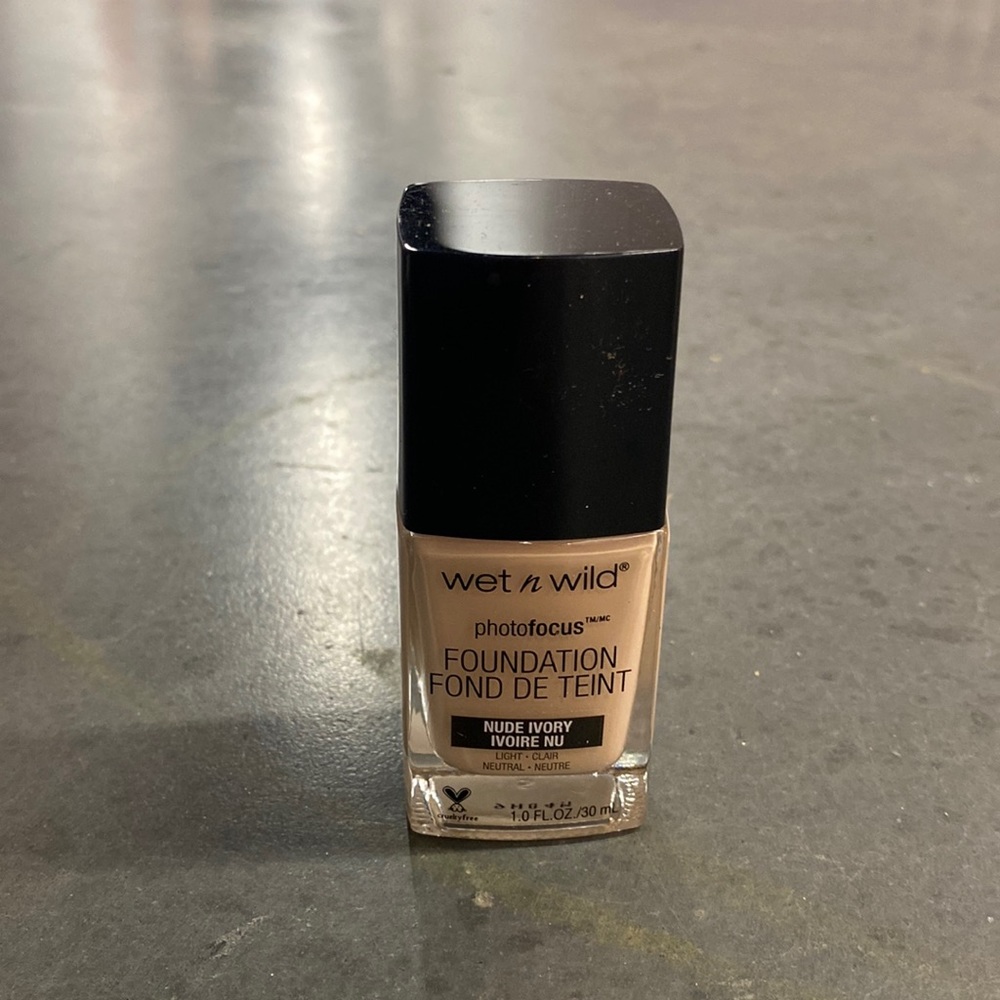 Wet n wild nine ivory foundation